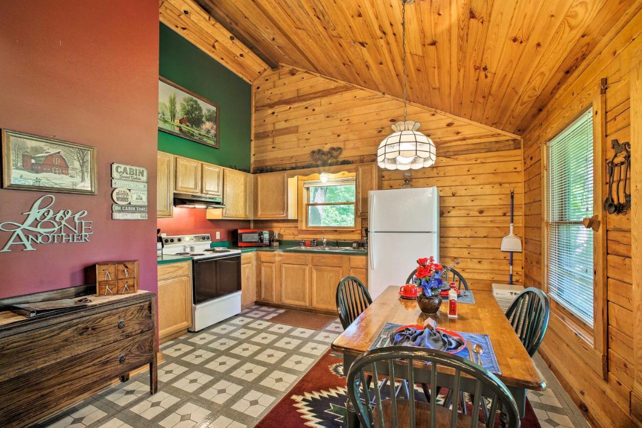 Secluded Studio With Deck About 8 Miles To Beaver Lake! Vila Eureka Springs Exterior foto