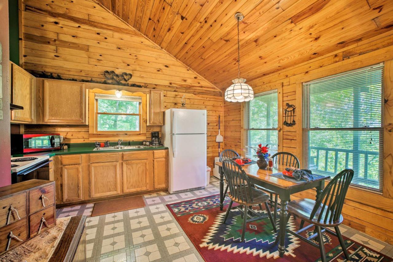 Secluded Studio With Deck About 8 Miles To Beaver Lake! Vila Eureka Springs Exterior foto